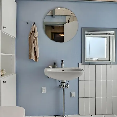 Lovely In With Kitchen * Glesborg