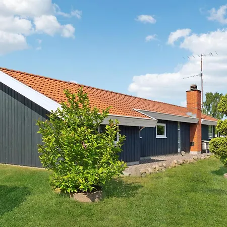 Lovely In With Kitchen